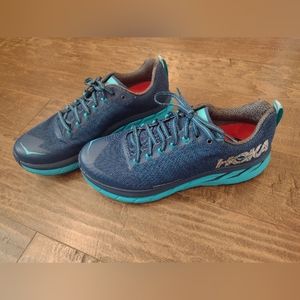 Hoka One One shoes Size 9.5
